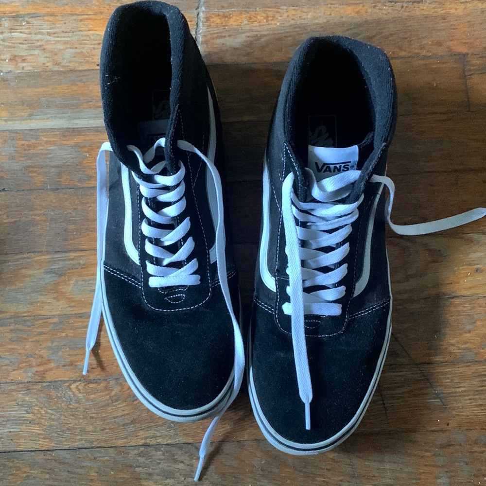 Black vans